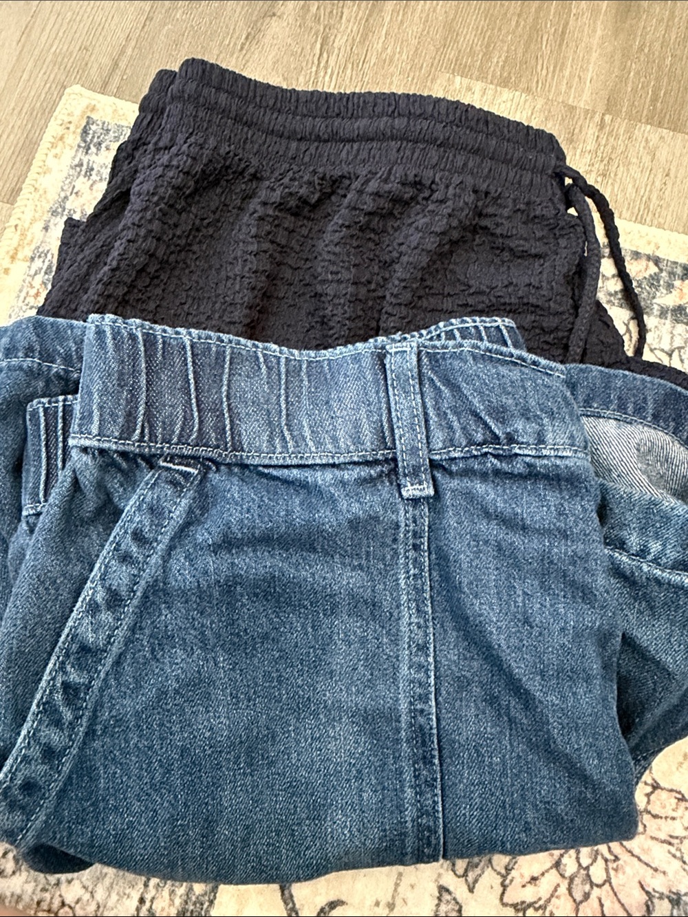 Lot of 2 shorts - Gap Denim and H&M - XL elastic waist NEW NWOT